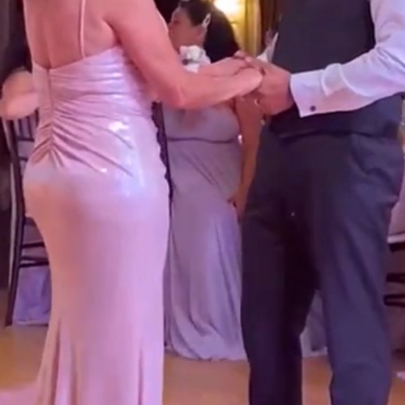 Mother of the Groom dress - Picture 3 of 15